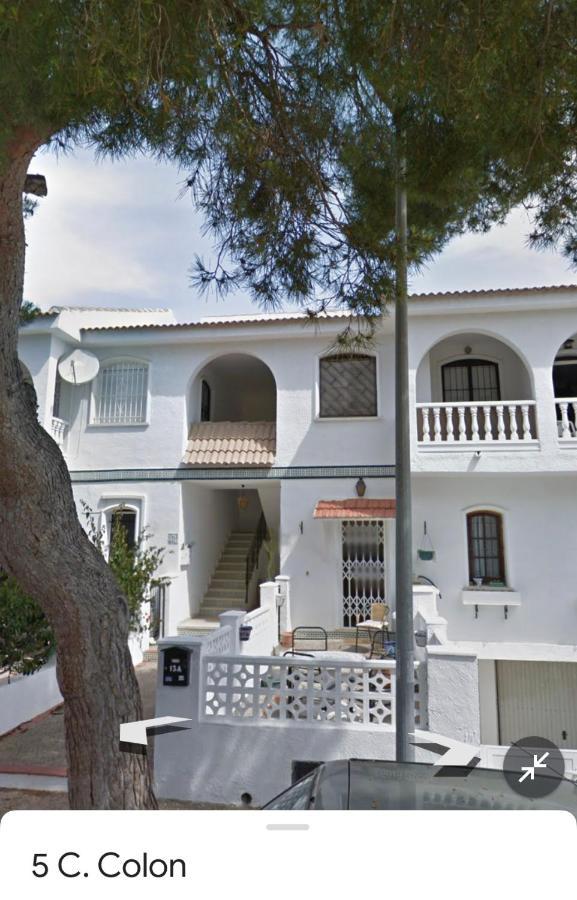 Orihuela Costa 2-Bedroom 1-Bath Renovated Vacation Rental On La Zenia Beach المظهر الخارجي الصورة